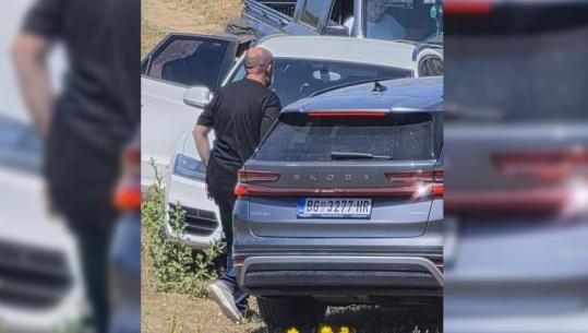 Protestat në Zvërnec kundër resortit luksoz/ Balla publikon foton e automjetit me targa serbe: Sollën protestues, ‘e duan Shqipërinë’ më shumë se ne