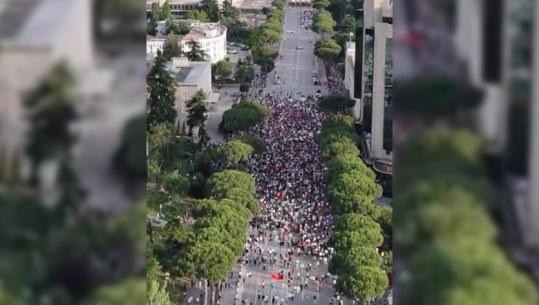 Protesta për Zvërnecin, Rama: Si mund të shndërrohej një protestë lokale me vetëm disa mijëra pjesëmarrës në një spektakël ndërkombëtar?