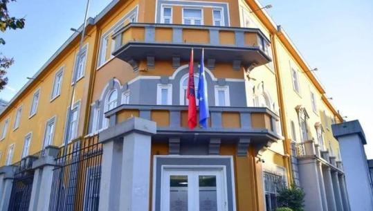 Teza e Gjuhës Shqipe dhe Letërsisë doli në rrjetet sociale, Ministria e Arsimit: Nxënësi që e publikoi u përjashtua nga provimi