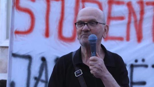 Thirrja e aktorit Mehdi Malkaj: Shqipëria ka qenë gjithnjë e re, e kemi për detyrë ta mbrojmë!