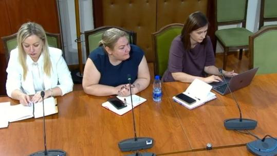 Drejtoresha e BIRN kërkon përmbajtje televizive edhe në gjuhën e minoriteteve, reagon Bido: Kristina greke, paradite shan projektin e Zvërnecit, pasdite kërkon emisione greqisht