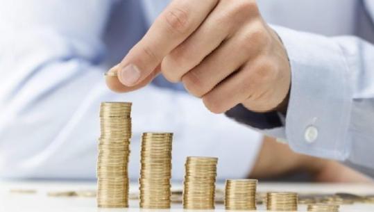INSTAT: Paga mesatare në Shqipëri kalon 90 mijë lekë në muaj, pagat po rriten por 26% e punëtorëve kanë rrogë minimale