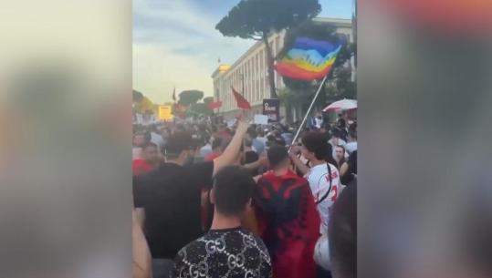 Protestuesit i kërkojnë të riut të ulë flamurin e LGBTQI+, Rama kritikon protestuesit: Turp për ngacmuesit, kjo s’është Shqipëria evropiane