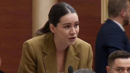 Deputetja Zaka: Treni i Shqipërisë për në BE s’është ndalur! Ndani mendjen për Zvërnecin