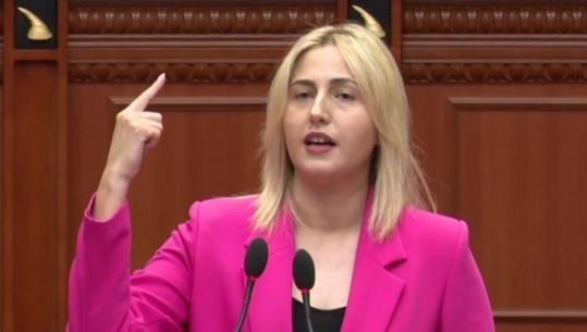 ‘Struc i Nartës’, Zhupa-Jaupajt: S’të vjen pak turp? S’ta kanë thënë që je ministër i Mjedisit, jep dorëheqjen dhe shijo jetën
