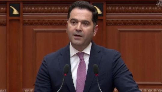 Malaj pyet Agron Shehajn: Pse nuk u tregon shqiptarëve se si i transferon fitimet jashtë vendit? Deputeti nervozohet dhe fyen ministrin, përjashtohet nga seanca