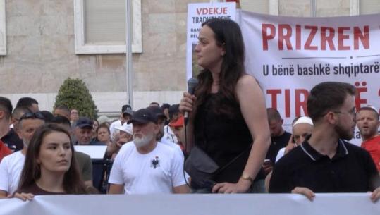 Qytetarja nga protesta para Kryeministrisë: Në Shqipëri s’ka shërbim mjekësor, punëtorët bien nga skelat dhe vdesin