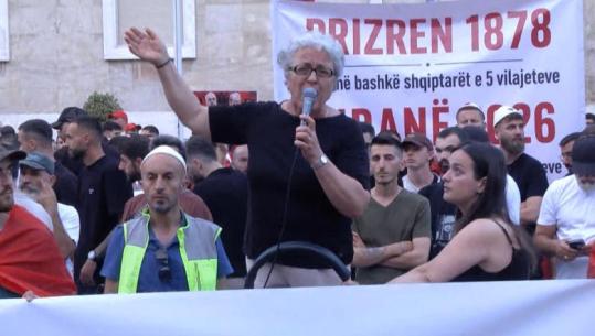 'Zvërneci'/ Qytetarja u kujton protestuesve masakrën e Gërdecit: Humba bashkëshortin aty