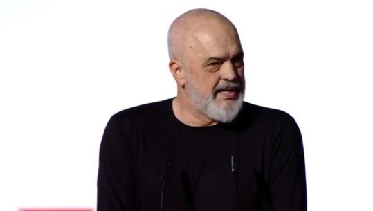 ‘Bëj durim, shqiptari e ka zakon që kundërshton pa kuptuar’- Rama citon Konicën dhe flet për punën si kryebashkiak i Tiranës: Lash pas 55 mijë rrënjë pemësh dekorative