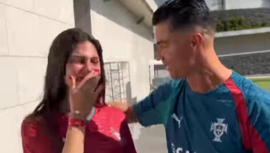 Ëndrra e jetës për ‘youtube-ren’ e famshme, shpërthen në lot kur takon Cristiano Ronaldo-n