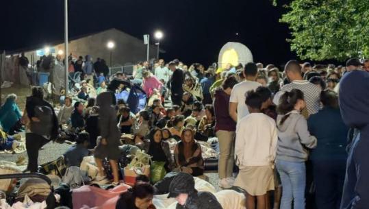 Festa e Shna Ndout, mijëra besimtarë kalojnë natën me lutje në kishën e Laçit
