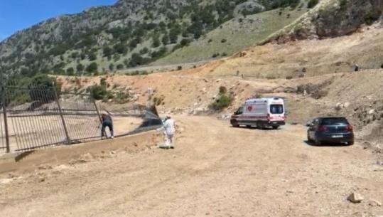 Protesta kundër resortit luksoz në Rrjoll, një protestues i lënduar! Merret nga ambulanca