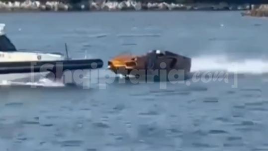 Ksamil/ Po drejtonte mjetin lundrues me shpejtësi skëterrë, ja momenti kur 22-vjeçari përplaset me skafin e Policisë Kufitare