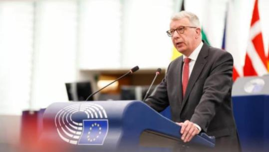 Takimet me Rusinë e fusin në telashe, Presidentja e Parlamentit Europian kërkon hetim për eurodeputetin nga Luksemburgu