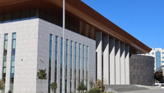 Nuk lejohen kamerat në proceset gjyqësore, Televizionet kërkojnë ndërhyrjen e menjëhershme të KLGJ: Po cënohet e drejta e informimit (LETRA E PLOTË)