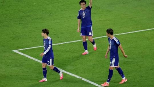 Japonia fiton me goleadë në ndeshjen numër 1000 të Kupës së Botës, mund 4-0 dhe eliminon Tunizinë.