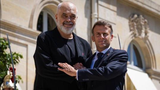 VIDEO/ Rama në Paris, pritet nga presidenti Macron! Në fokus integrimi në BE dhe investimet franceze në Shqipëri