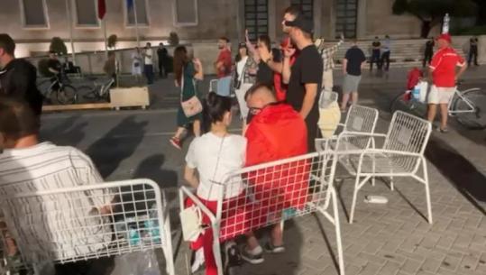 Një grup protestuesish do të kalojnë përsëri natën te kryeministria