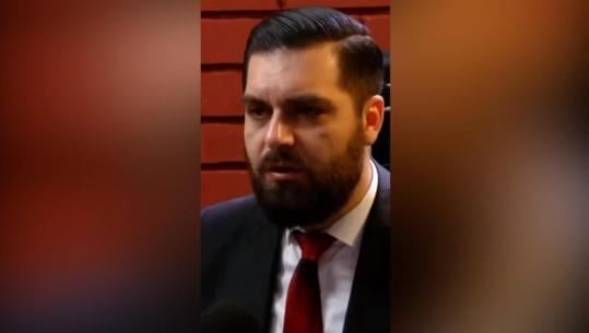 Videolajm/ Mbështetësi i Berishës në protestë, Rama: Kur del nga kuvlia e Bufit dhe shtiresh si flamingo në një teatër maskash