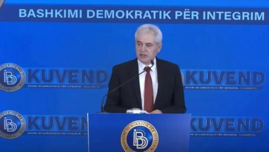‘I njëjti që bën fushatën e protestave në Serbi, bën fushatën për protestat në Shqipëri’, Ali Ahmeti: Ata në shesh kanë rënë në grackën e armiqve të vendit