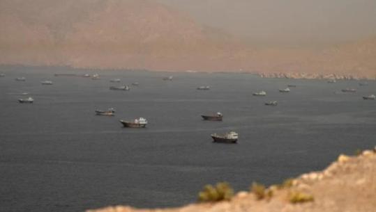 Hormuzi, Iran-SHBA ‘përplasje’ për menaxhimin e Ngushticës! Teherani: Anijet do të veprojnë siç themi ne! Trump: Kalimi pa tarifë, ndryshe s’e pranojmë