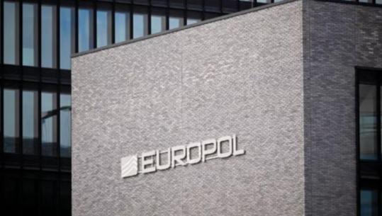 Kush do ta drejtojë Europolin 8 vitet e ardhshme? Tre kandidatët finalistë presin vendimin e Bashkimit Europian
