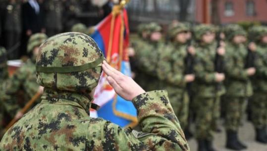 Serbia rikthen shërbimin e detyrueshëm ushtarak, Vuçiç: Rekrutët e parë do të thirren në mars