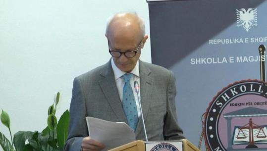 Drejtori i shkollës së Magjistraturës: Media të vetëpërmbahet në publikime, perceptimi shpesh zë vendin e provës! Të mos heshtë për çështjet me interes publik