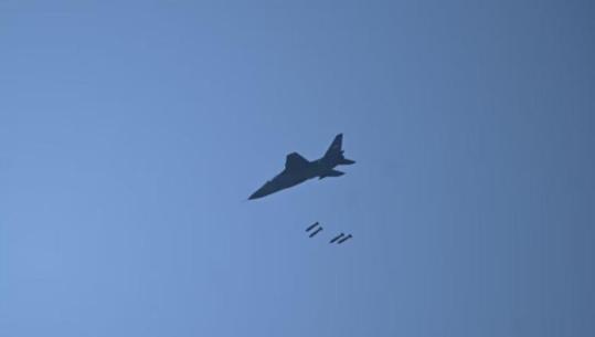 Serbia paralajmëron rritjen e arsenalit me raketa kineze, Vuçiç: CM-400 janë të frikshme!