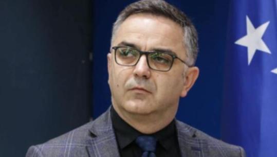Deputeti i AAK: Politikanët tanë të mos përfshihen, pse proteston Vetëvendosje në Tiranë? Dëm historik për Shqipërinë e Kosovën