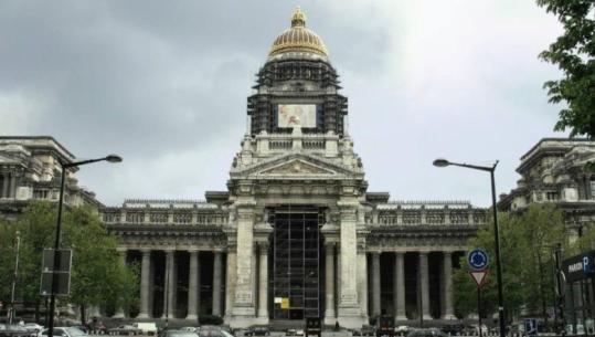 U kapën duke vjedhur, dënohen me 18 muaj burg dy shqiptarët në Belgjikë! Rrëfimi para gjykatës: S’kisha marrë rrogën