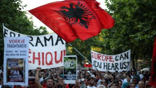 Altin Ketro: Revolucioni si rreth vicioz