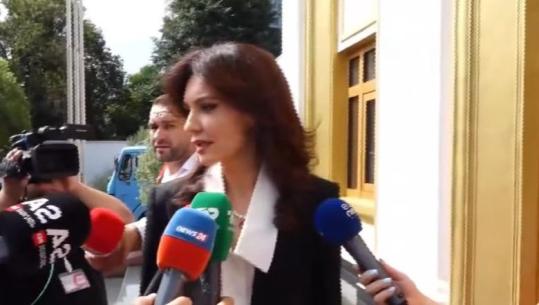 Protestuesit jashtë Kuvendit, Spiropali: Qeveria duhet të reflektojë dhe të ofrojë zgjidhje për shqetësimet e qytetarëve!