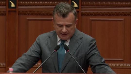 ‘PD ndjesë pastë u tremb nga vezët’- Balla në Kuvend: Kremlini ka dorë te protestat! Individë kriminalë në tubime, Anton Frroku është një nga profilet më banditeske