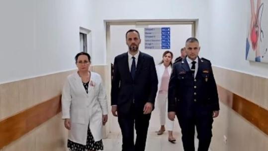 Pas akteve të dhunës te protesta tek Kuvendi, Lamallari dhe Hita vizitojnë policët e lënduar: Sulm ndaj shtetit, autorët do të përballen me focën e ligjit