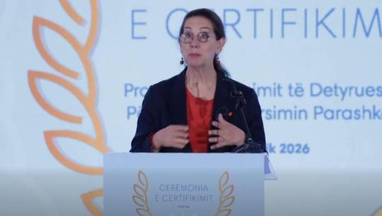 Certifikohet brezi i dytë i drejtuesve të kopshteve, Kumbaro: Më shumë standarde për fëmijët që në hapat e parë të edukimit