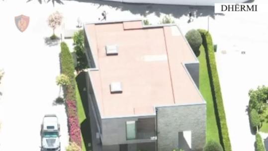 Policia rrethon vilën luksoze në Dhërmi, momenti kur arrestohet bossi i Call Center, Granit Pepnikaj (VIDEO)