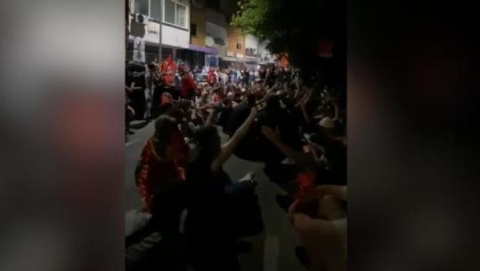 Vijon marshimi, protestuesit ndalojnë te Prokuroria e Tiranës