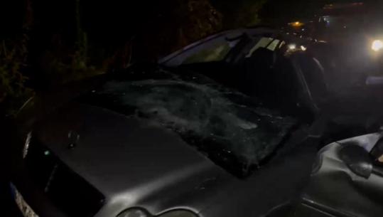 Librazhd/ Guri bie nga mali dhe godet një makinë, vdes shoferi 42-vjeçar 