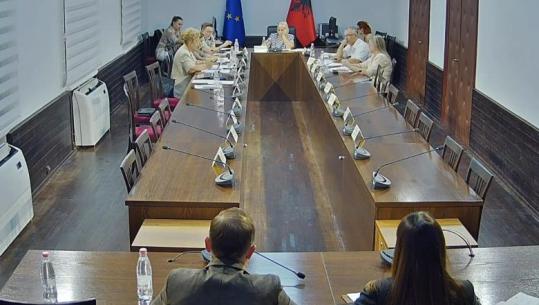 Komisioni i Ekonomisë i jep ‘ok’ pr.ligjit për cencin e bujqësisë! Do të kushtojë 11 mln euro dhe do të zgjasë 6 javë