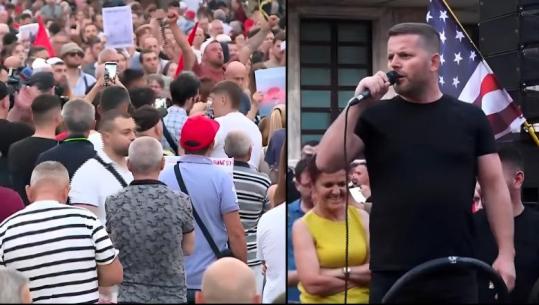 Protestuesi nga tubimi para Kryeministrisë: Koncerti i Kanye West në Tiranë është një kurth, le ta shijojnë sufllaqexhinjtë e patronazhistët! Ne s’kemi paracetamol në spital