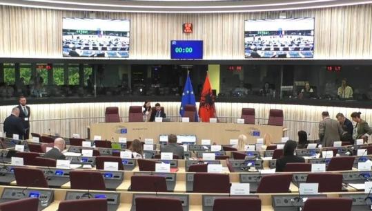S’ka konsensus mes PS e PD për rezolutën e përbashkët me PE, opozita: Mazhoranca refuzoi të gjitha amendamentet tona