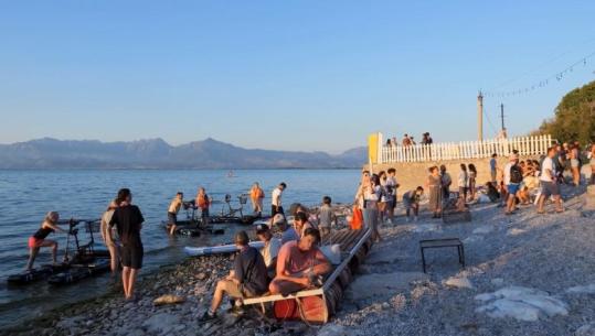 Festa e liqenit në Shkodër, turistët: Natyrë e veçantë dhe mikpritje! Shqipëria është një vend i mrekullueshëm
