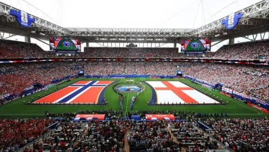 LIVE/ Norvegjia dhe Anglia 'përplasin brirët' në Kupën e Botës, nis ndeshja çerekfinale në Miami