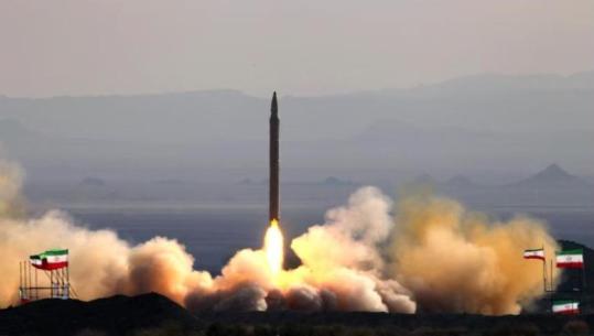 Axios: Depot e raketave, dronëve dhe radarët kanë qenë objektiva të sulmeve të SHBA-së në Iran gjatë ditëve të fundit