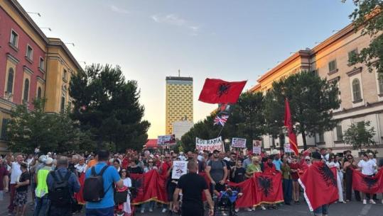 Protesta në ditën e 43-të, qytetarët marshojnë drejt kryeministrisë