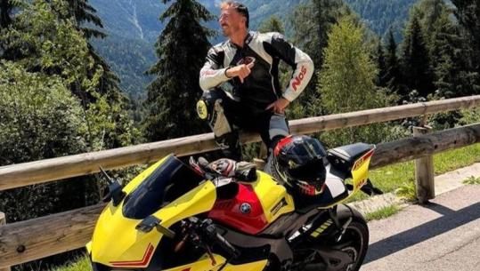 Itali/ Ishte duke lëvizur me motor, 42-vjeçari shqiptar përplaset për vdekje nga makina (EMRI)