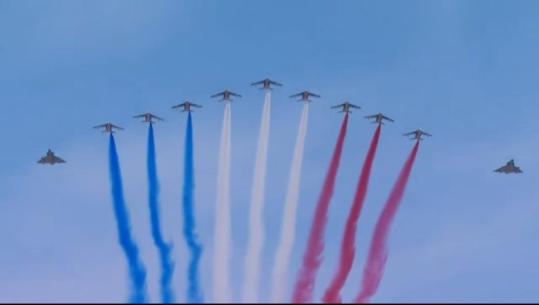 Festa Kombëtare e Francës, kryeministri Rama ndan pamje të tjera nga parada ushtrake në Paris (VIDEO)