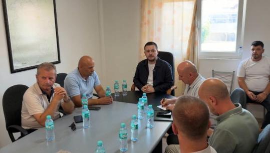 Ministri Salla takon fermerët në Pogradec: 13.8 milionë euro mbështetje për bujqësinë! Drejt finalizimit dëmshpërblimet për përmbytjet