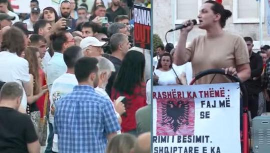 Tkurrja e protestës, organizatorja Kokaj: Nuk numërohen numrat, por ditët që jemi në shesh